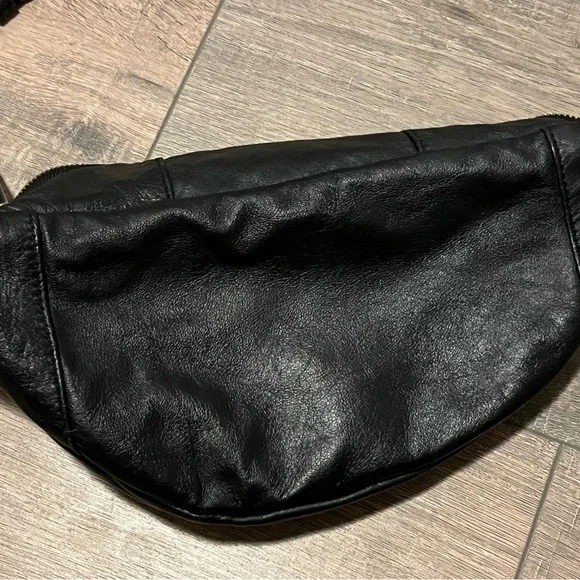 Free People Black Leather Fanny / Sling - Picture 4 of 5
